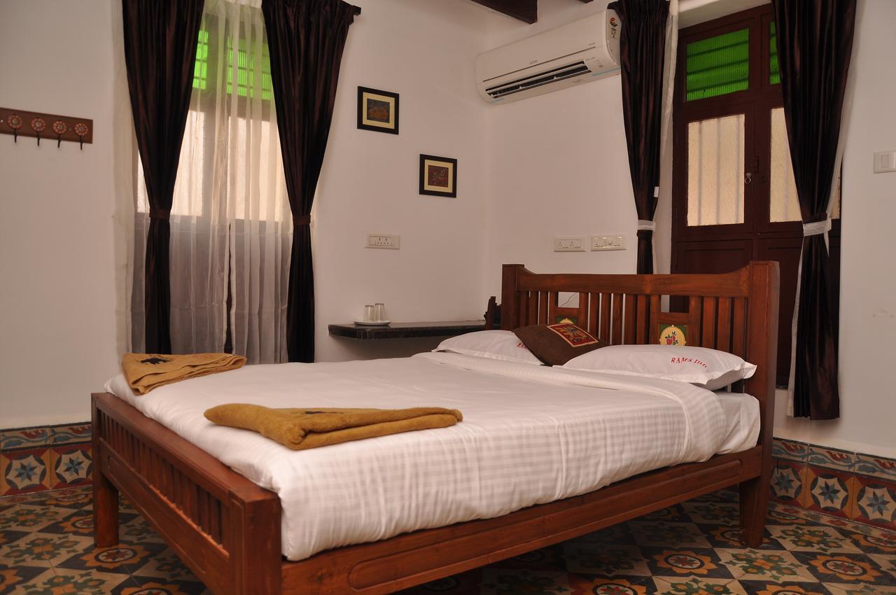 Rams Inn Тханджавур Екстер'єр фото
